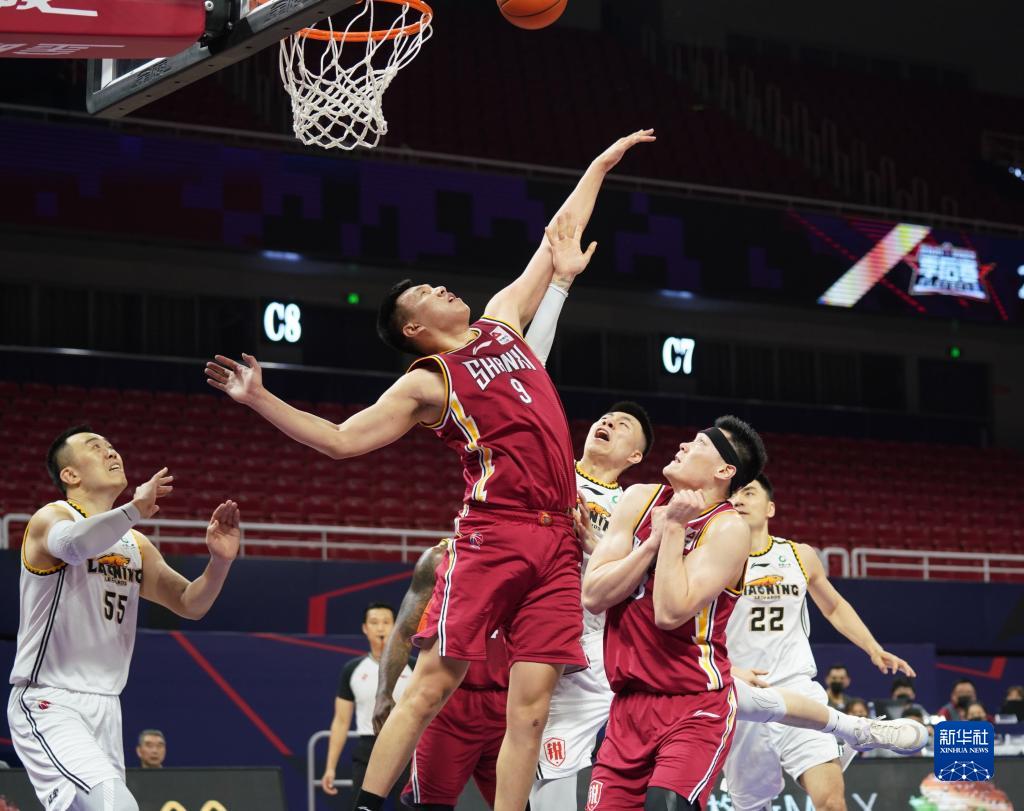 它不仅承诺 它不仅承诺